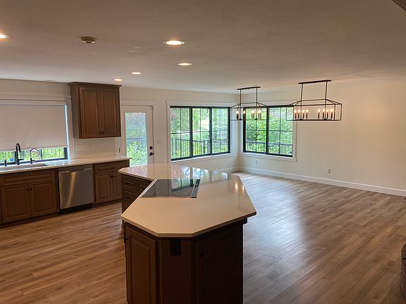 3rd image of 11444 SE 172nd Ave