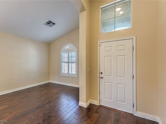 5th image of 568 Broken Shale Cir