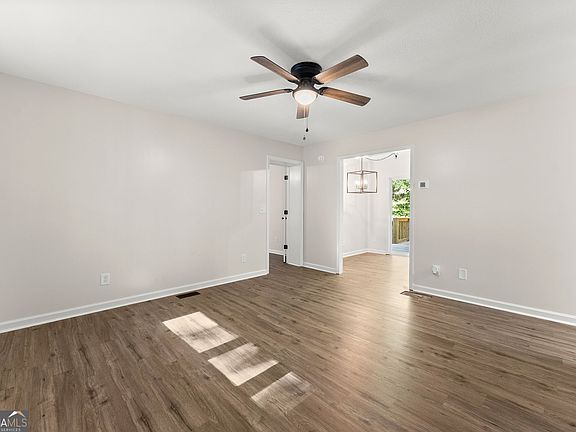 4th image of 937 Sam Craven Rd