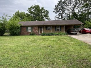 1915 E Vine St, Union City, TN 38261