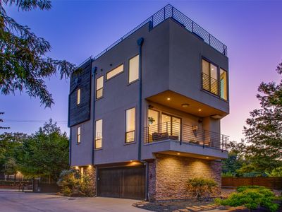 401 Trinity River Cir, Dallas, TX, 75203