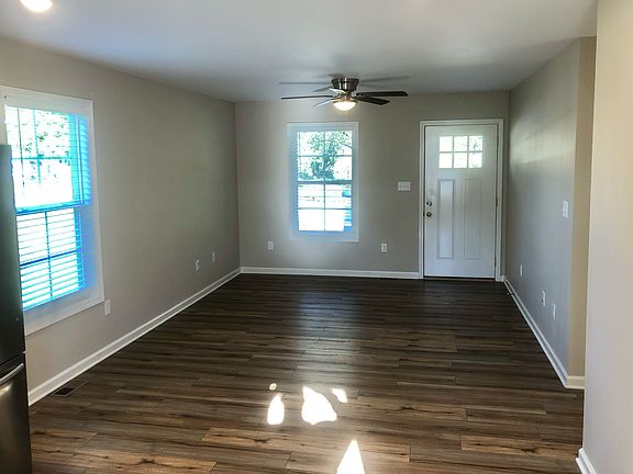 4th image of 501 Vine St