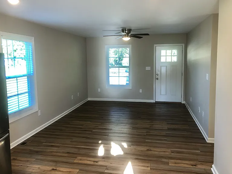 501 Vine St — Photo 5