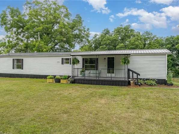 170 Arcadia Ct, Clemmons, NC 27012