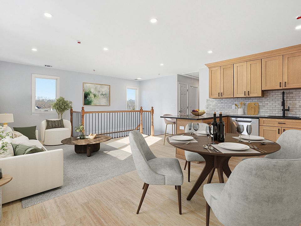 1st image of 88 Holland St Floor 2