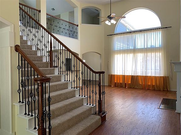 4th image of 4528 Oak Shores Dr