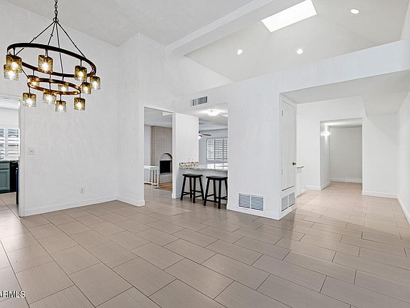 3rd image of 8195 E DEL MARINO Drive
