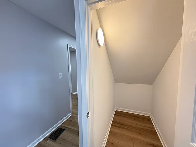 320 Chestnut St #1 — Photo 23