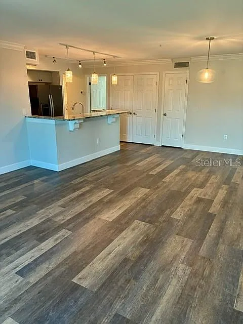 3 bed, 2.0 bath, 1186 sqft, $2,500 — Photo 3