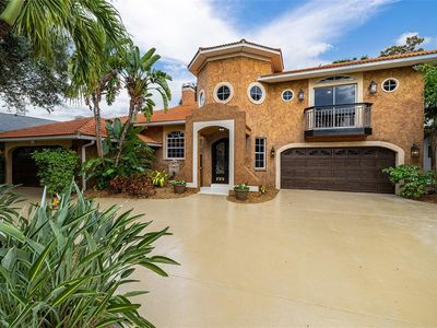 863 3rd Ave S, Tierra Verde, FL, 33715