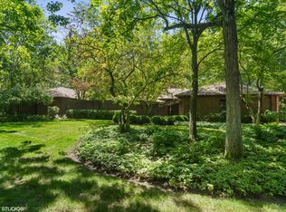 2050 Clendenin Ln, Riverwoods, IL