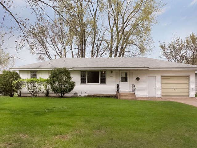 1st image of 725 105th Ln NE