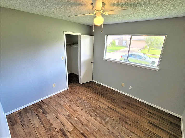 6102 Havendale Dr — Photo 11