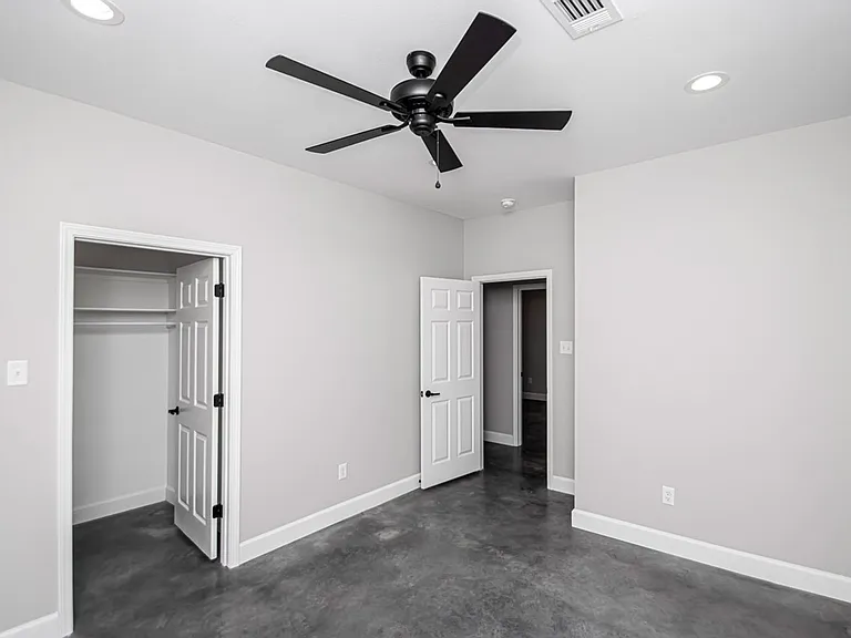 1621 Wilson Rd — Photo 27