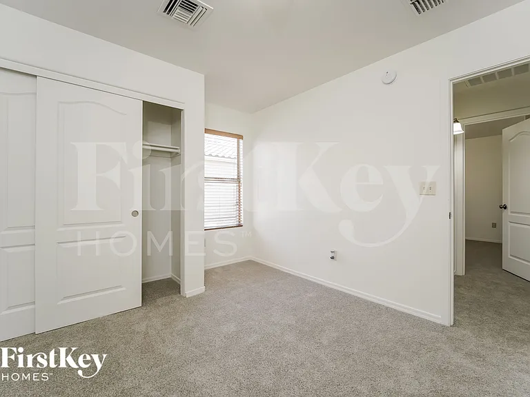 8711 N Moonfire Dr — Photo 12