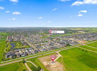 354096 W 48th St E, Okotoks, AB T1S 0P9