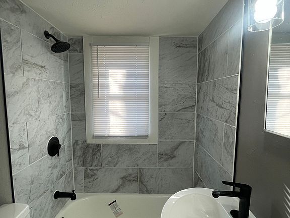 3rd image of 308 E Madison St #5