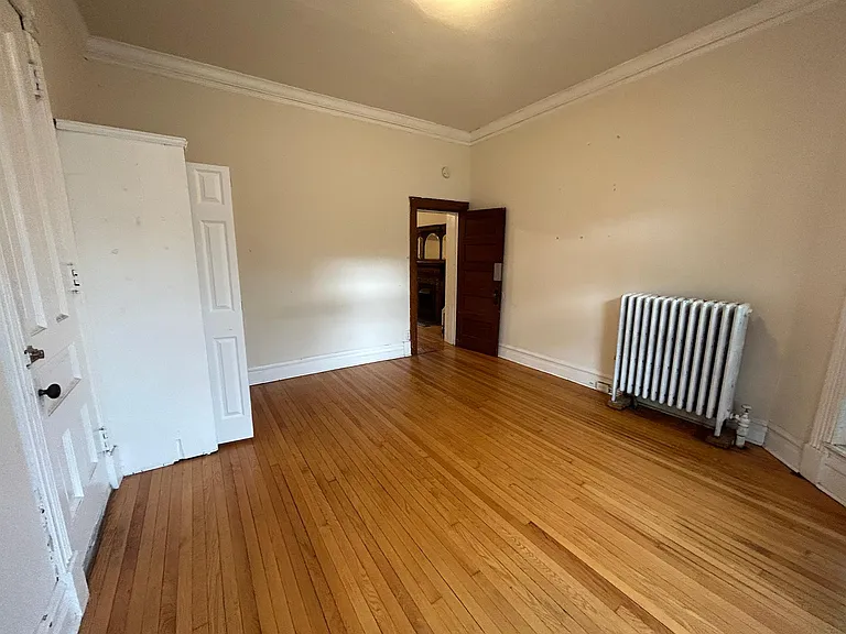 bedroom #1