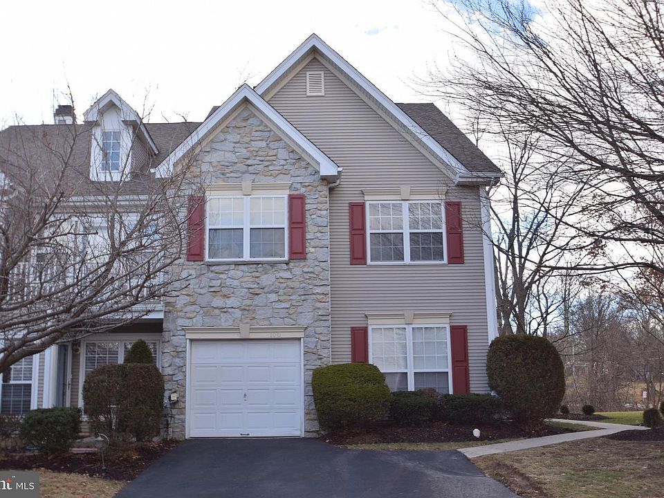 1st image of 100 Ascot Ct