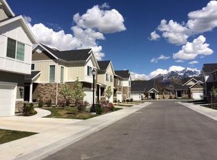 395 E Horse Creek Dr, Midvale, UT 84047