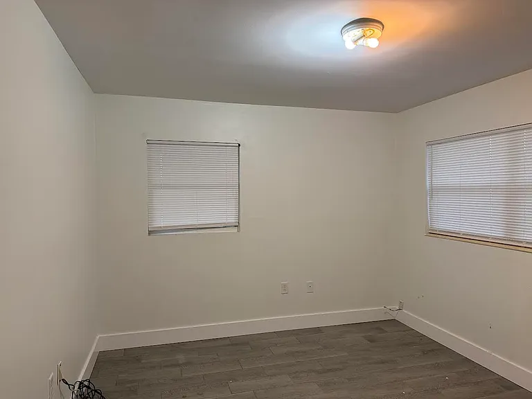 723 Joel Blvd #A — Photo 14