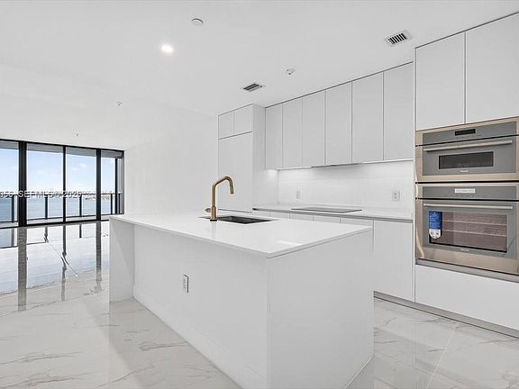 3rd image of 700 NE 24th #2606