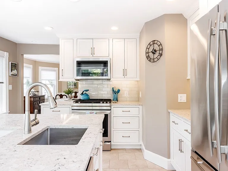 56 Temple St #1 — Photo 4