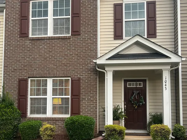 1043 Ileagnes Rd, Raleigh, NC 27603