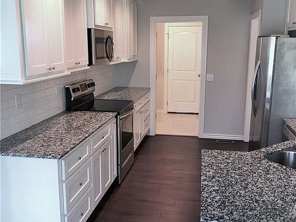 5th image of 3 Cheddar Dr