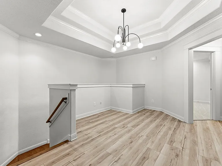 158 Lattice Gate St — Photo 13
