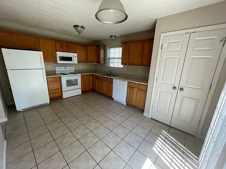 3129 Cirrus Ct — Photo 9