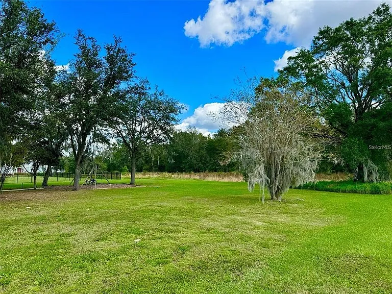 2837 Sherry Brook Ln — Photo 43