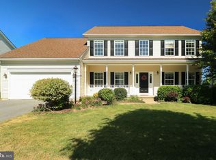 1994 Country Glenn Ln, State College, PA 16801