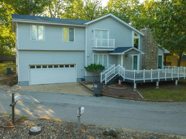 1525 Hawk Island Dr, Camdenton, MO 65065
