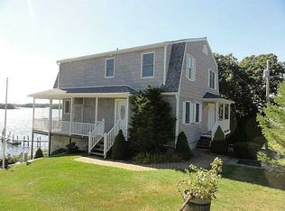 82 Harbour Island Rd, Narragansett, RI 02882