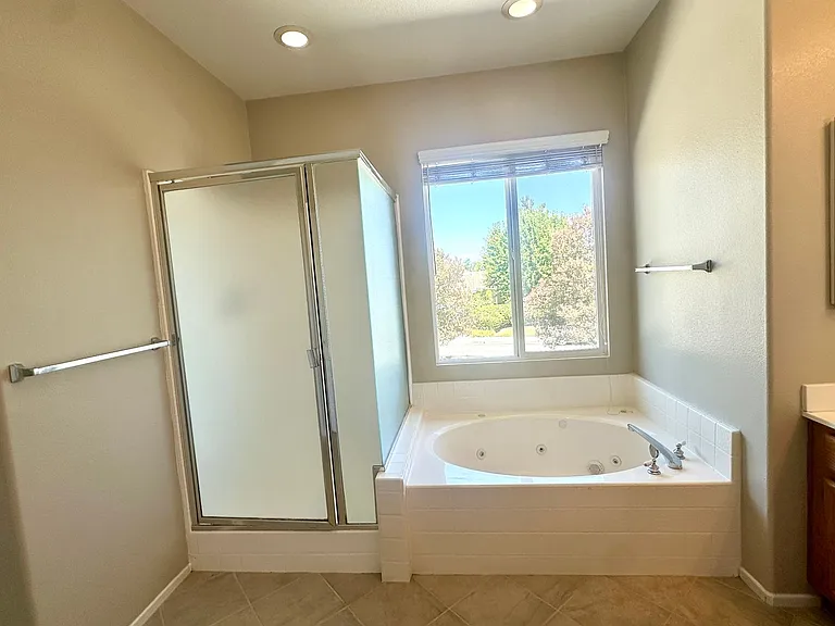 36026 Kiel Ct — Photo 21