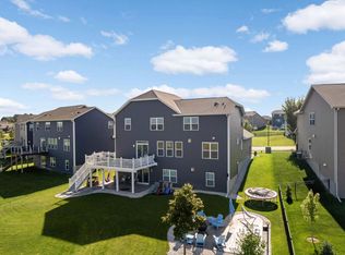 4651 Copper Ridge Dr, Woodbury, MN 55129