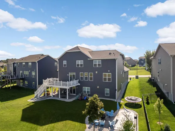 4651 Copper Ridge Dr, Woodbury, MN 55129