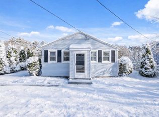 7 Cedar Dr, Carver, MA 02330