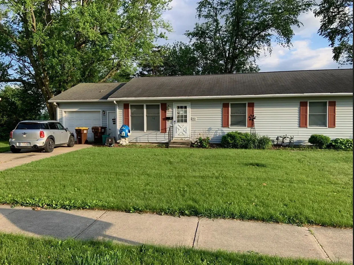 207 West Brayton Road - B — Photo 2