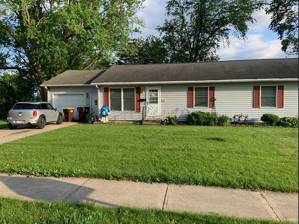 2nd image of 207 W Brayton Rd #B