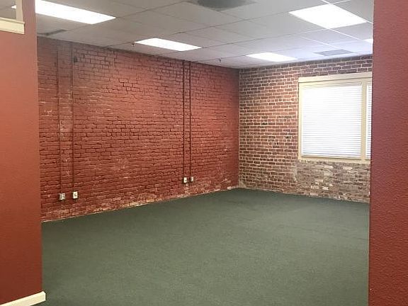 3rd image of 424 Lincoln Blvd Ste 203