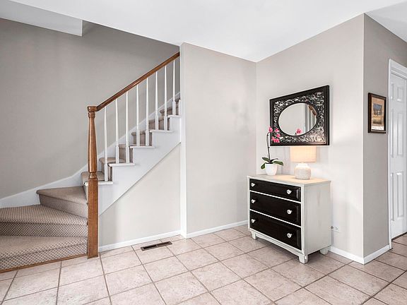4th image of 929 Ironwood Ave