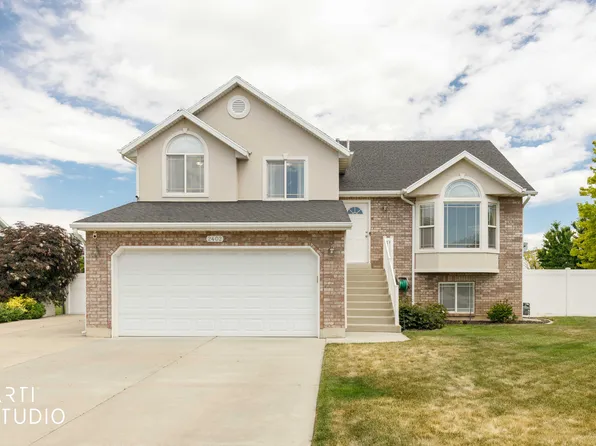 2402 W 2375 N, Clinton, UT 84015