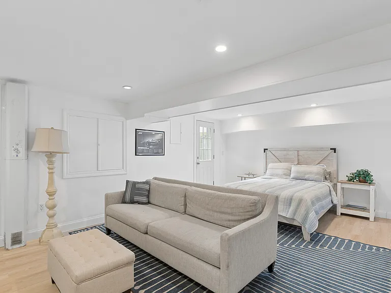 687 Accabonac Rd — Photo 13