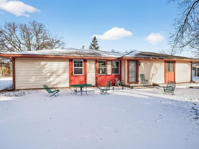 8233 Douglas Ln N, Brooklyn Park, MN, 55445