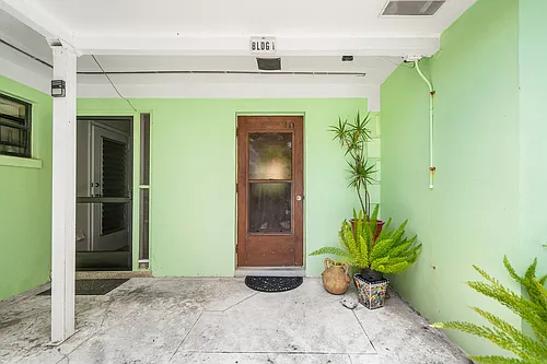5615 N Ocean Blvd #10 Photo 1