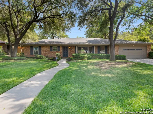 104 RIVIERA DR, Castle Hills, TX 78213