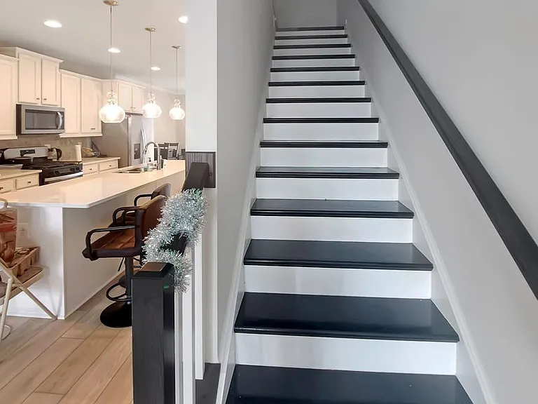 8807 Merriweather Ln — Photo 14
