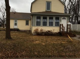 114 9th Ave N, Hopkins, MN 55343